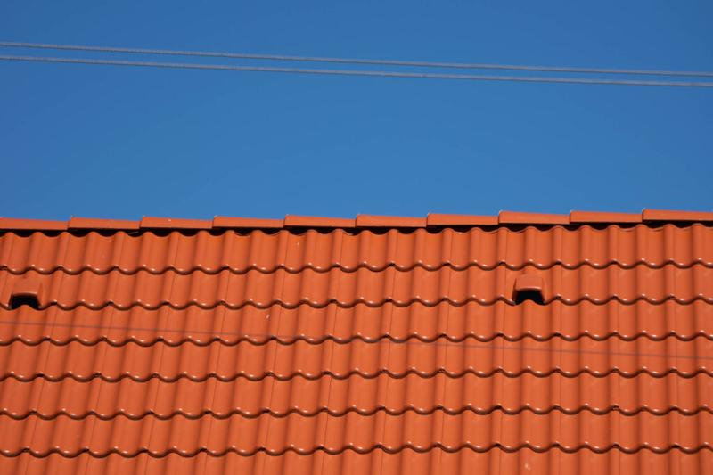 Dachówki wentylacyjne w budownictwie