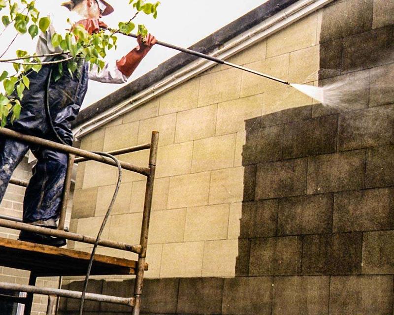 Ekologiczne metody czyszczenia elewacji