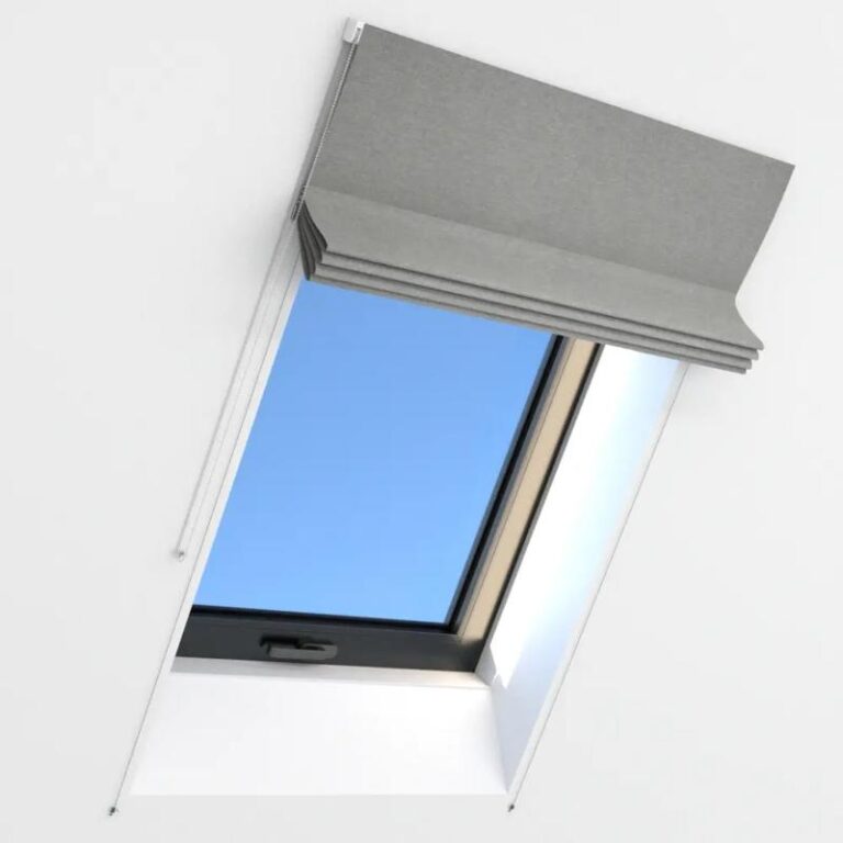 Praktyczny poradnik: Jak znaleźć idealne rolety na okno dachowe?
