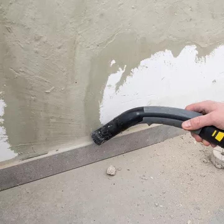 Skuteczne i bezpieczne metody usuwania pyłu budowlanego – praktyczny poradnik