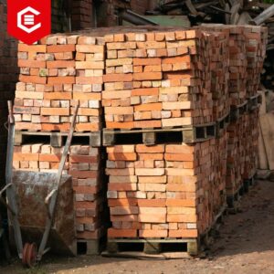 Ile cegieł mieści się na palecie? Kluczowe informacje dla budujących