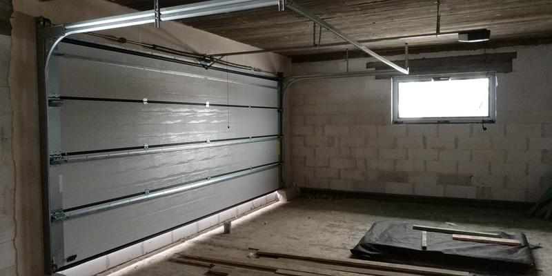 Najlepszy czas na montaż bramy garażowej – kiedy warto to zrobić?