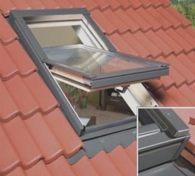 Jak doświetlić poddasze? Lukarna, okno połaciowe czy świetlik dachowy?